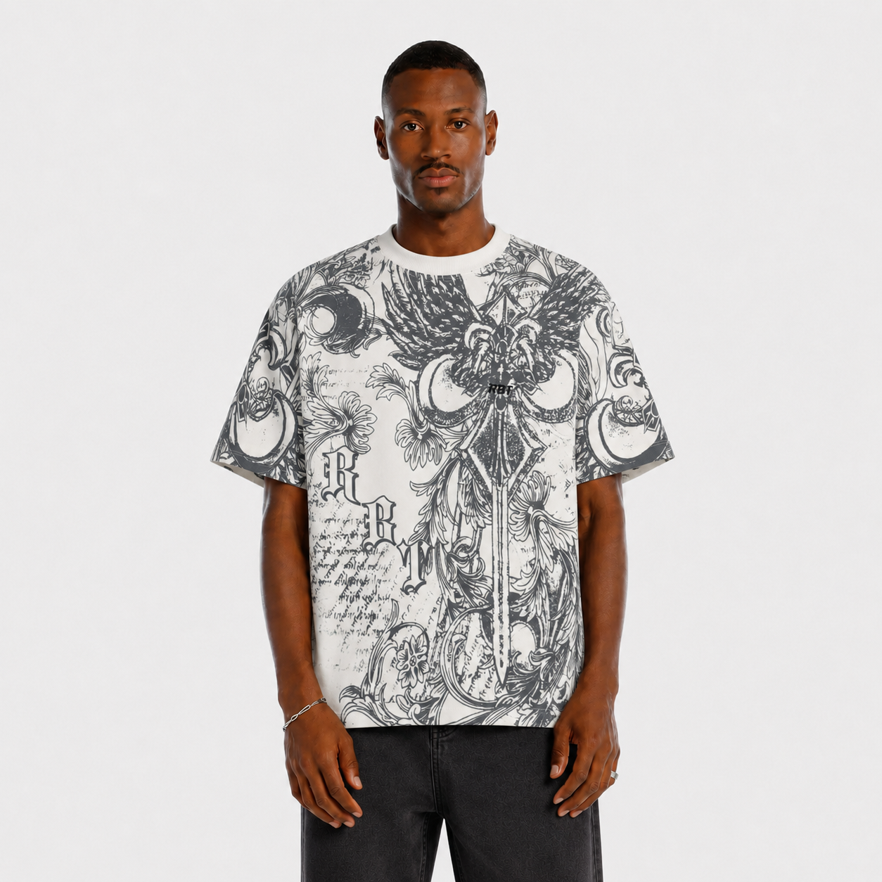 Camiseta Oversize Espada